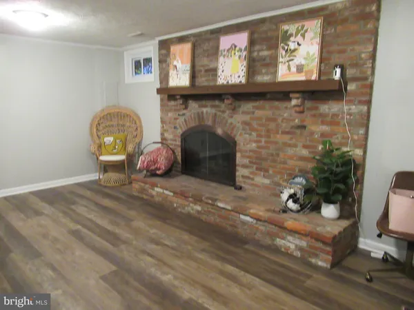 $3,300 | 9221 Graceland Place, Fairfax, VA 22031