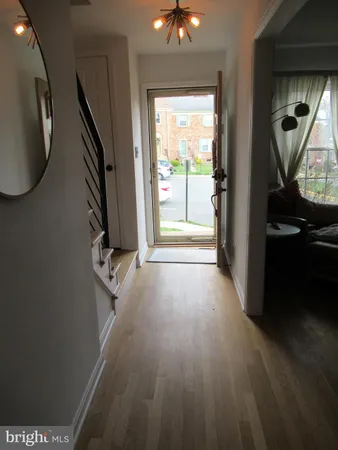 $3,300 | 9221 Graceland Place, Fairfax, VA 22031