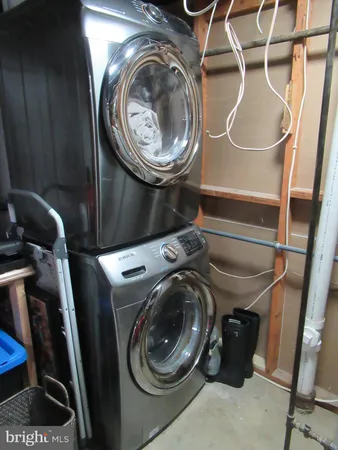 $3,300 | 9221 Graceland Place, Fairfax, VA 22031