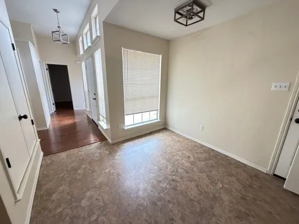 $2,200 | 5305 Manhassett Drive, Arlington, TX 76018