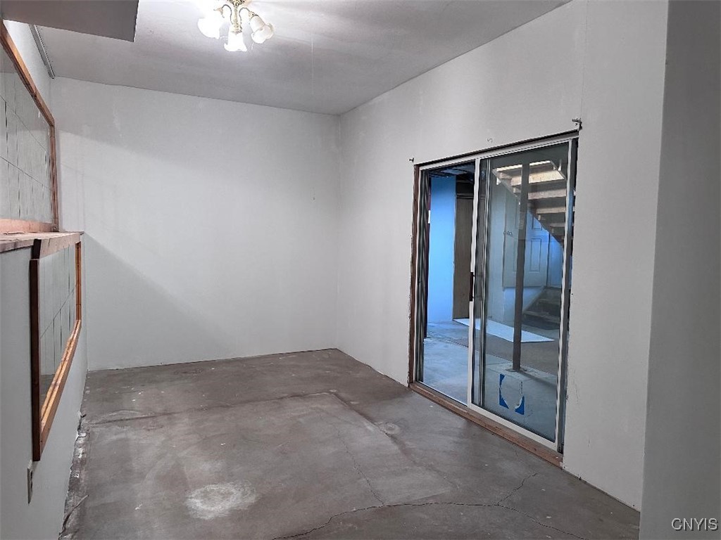 6282 Island Road Cicero, NY 13039 - Photo 13 of 23 Gym/Rec. Room/Basement