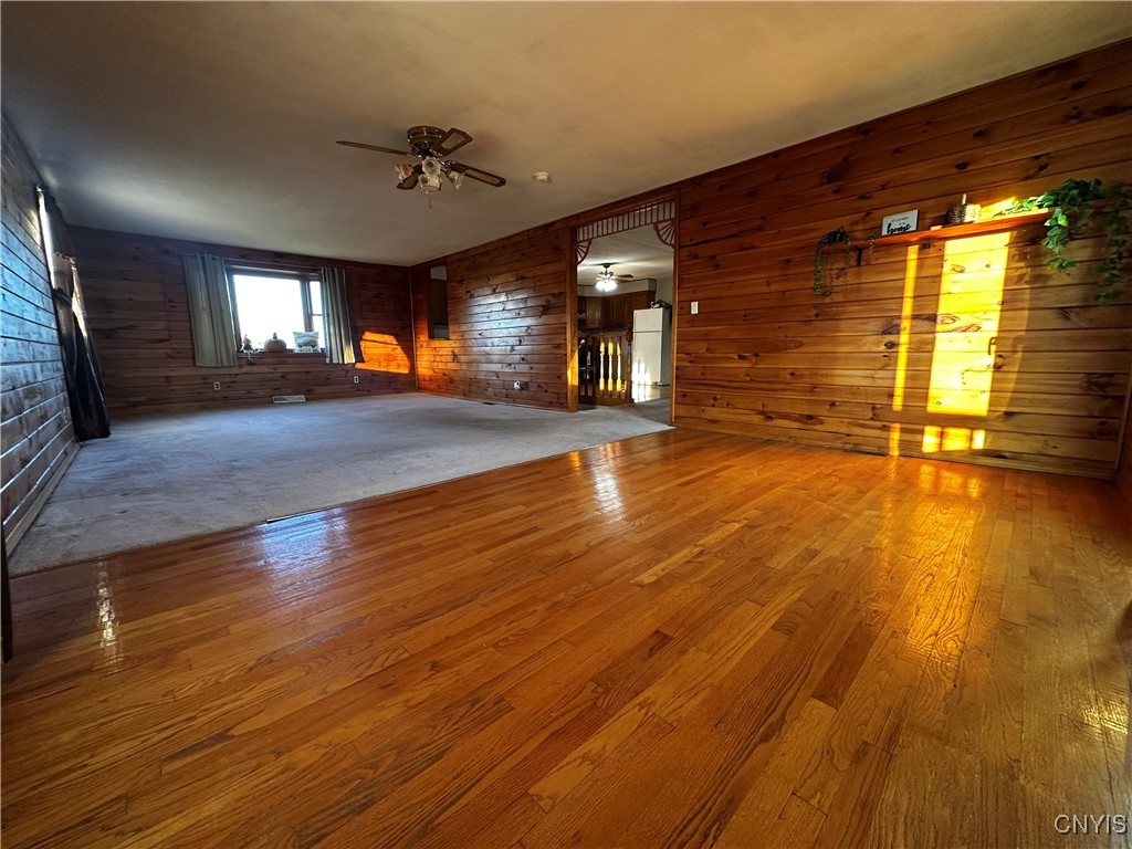 6282 Island Road Cicero, NY 13039 - Photo 6 of 23 Dinging Area