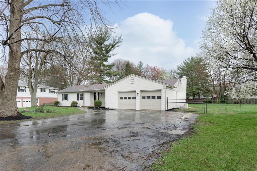 9240 Haverstick Road Indianapolis, IN 46240 - Photo 2 of 25