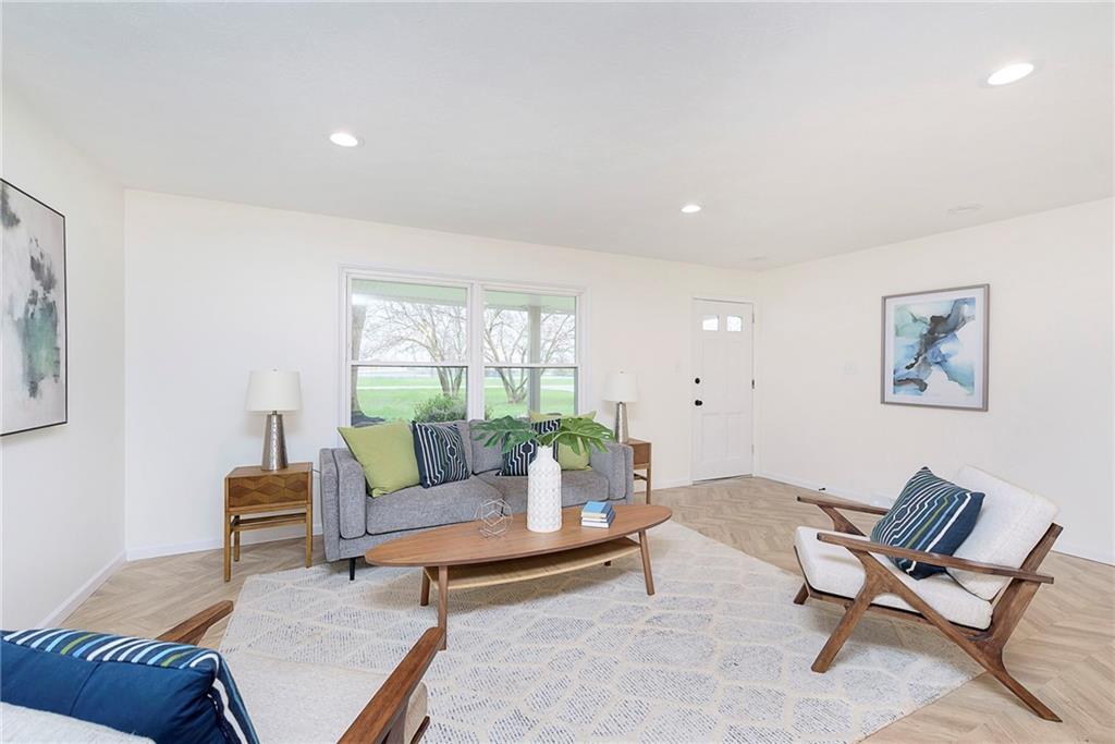 9240 Haverstick Road Indianapolis, IN 46240 - Photo 3 of 25