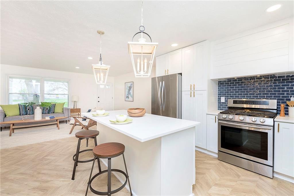 9240 Haverstick Road Indianapolis, IN 46240 - Photo 7 of 25