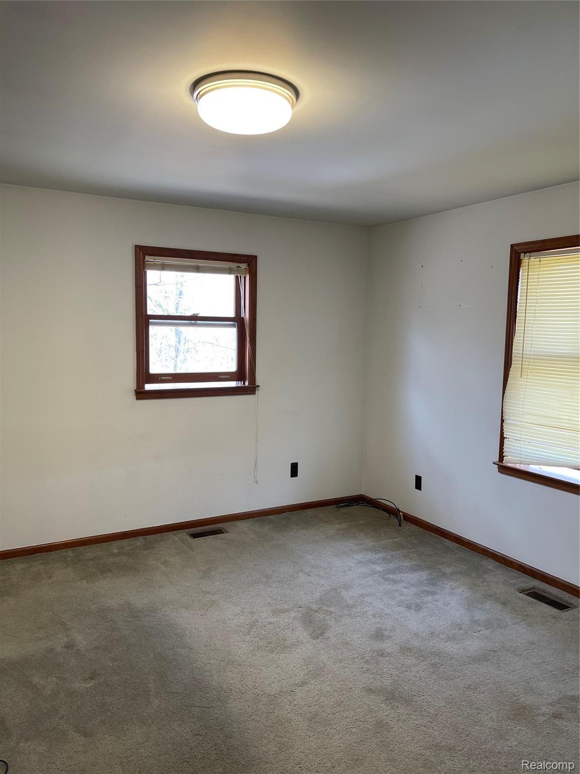 120 South Baldwin Road Clarkston, MI 48348 - Photo 12 of 18 tempImageL2mE4d.jpg