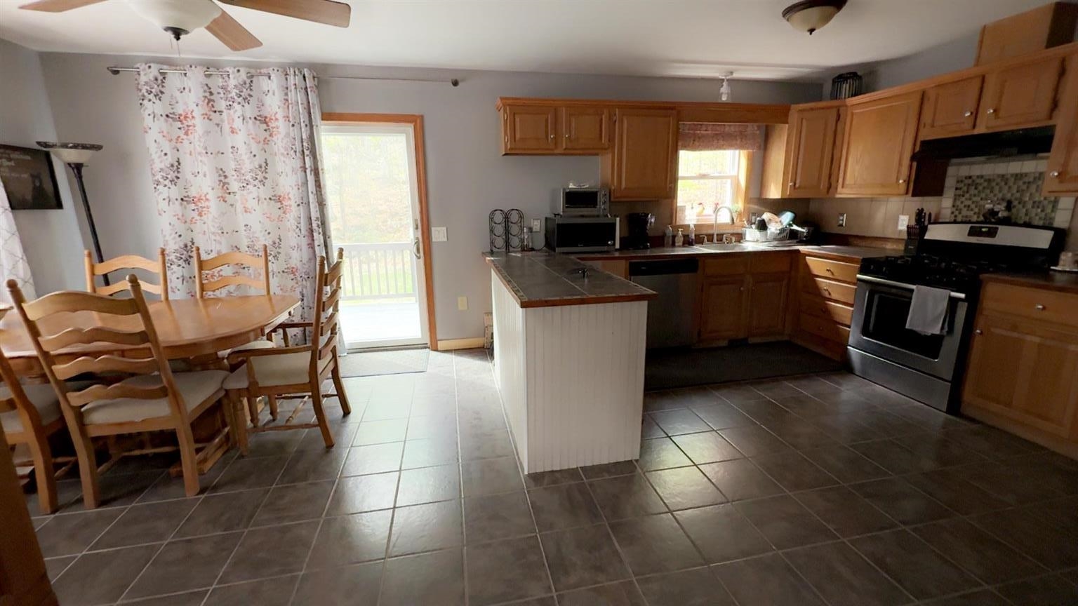 648 Tigola Trail Stoddard, NH 03280 - Photo 10 of 21