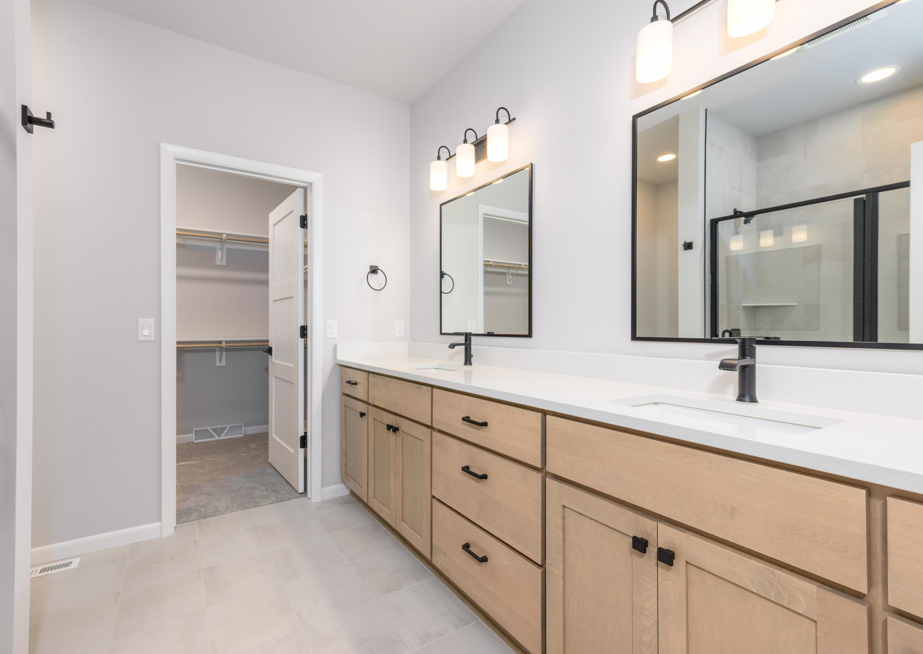 27 Spittlebug Circle Madison, WI 53718 - Photo 8 of 15