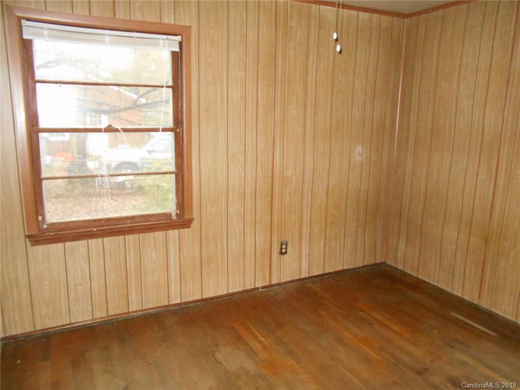 5327 Northside Road Charlotte, NC 28269 - Photo 12 of 17 Gallery Image 12