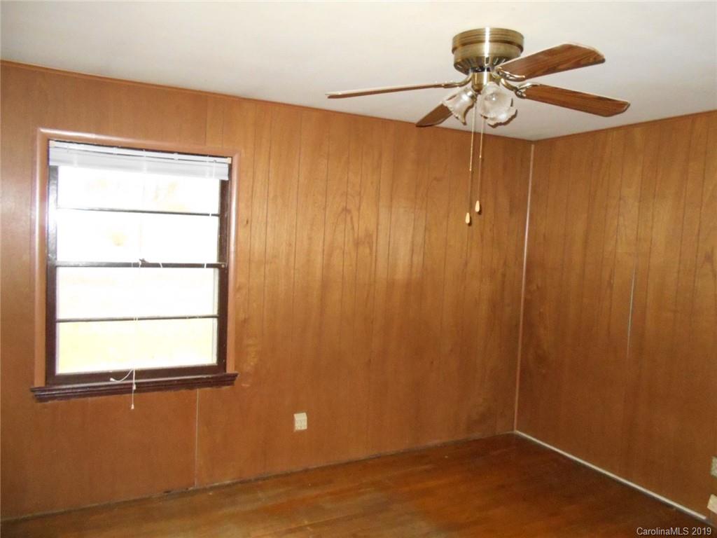 5327 Northside Road Charlotte, NC 28269 - Photo 9 of 17 Gallery Image 9