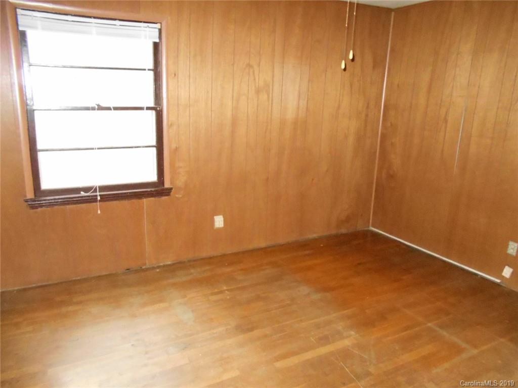 5327 Northside Road Charlotte, NC 28269 - Photo 10 of 17 Gallery Image 10