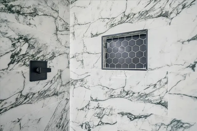 $189,900 | 5186 Broken Oak Drive, Memphis, TN 38127