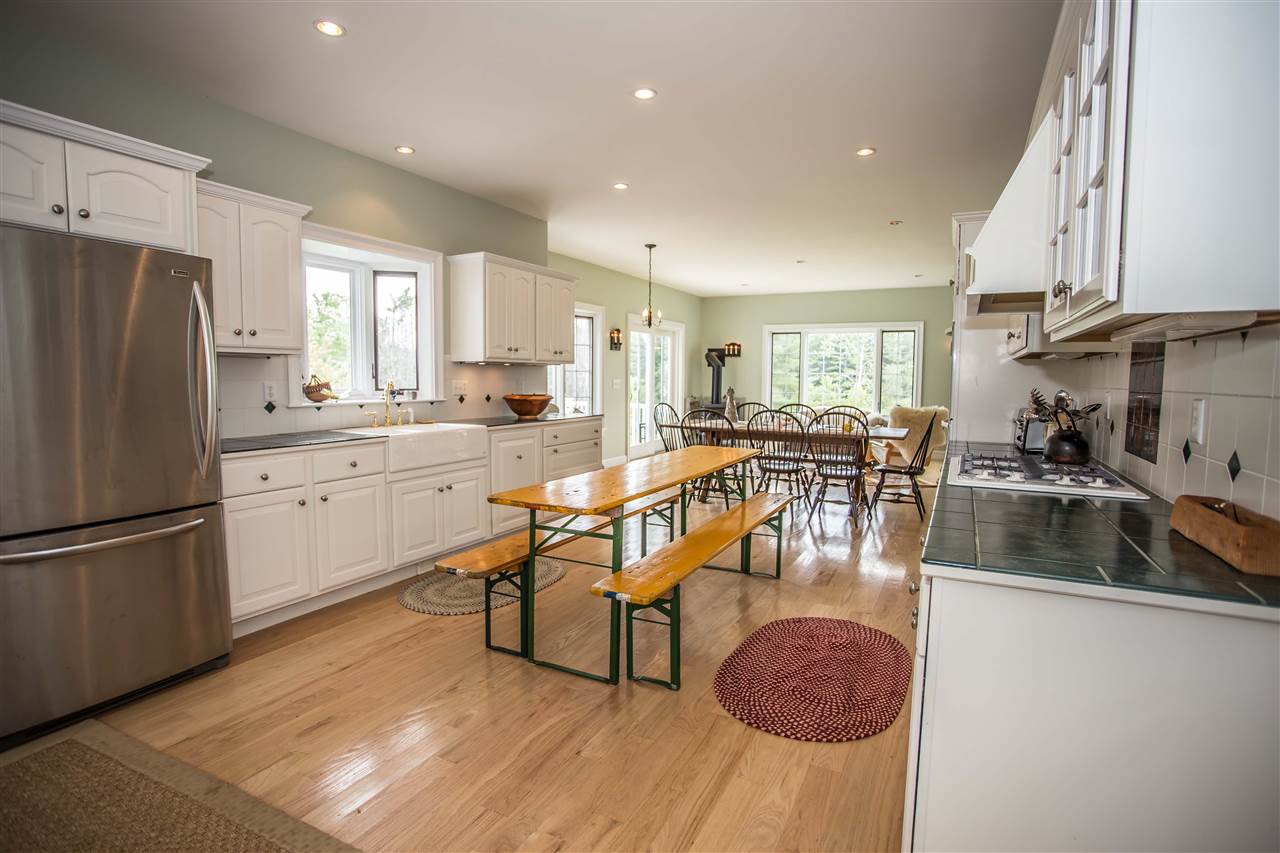 54 Stagecoach Road Wilton, NH 03086 - Photo 11 of 39