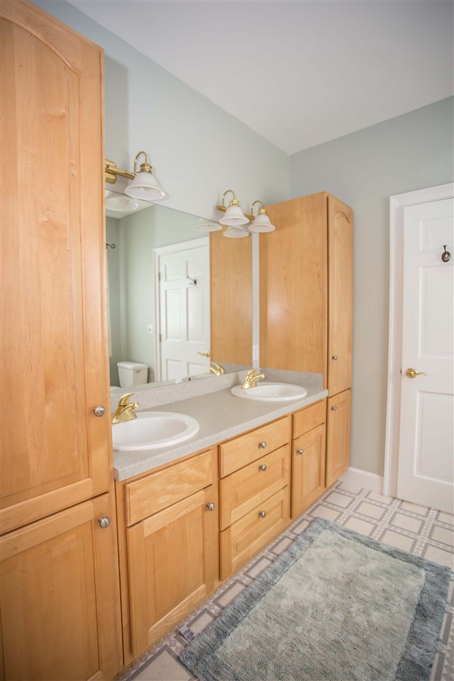54 Stagecoach Road Wilton, NH 03086 - Photo 31 of 39