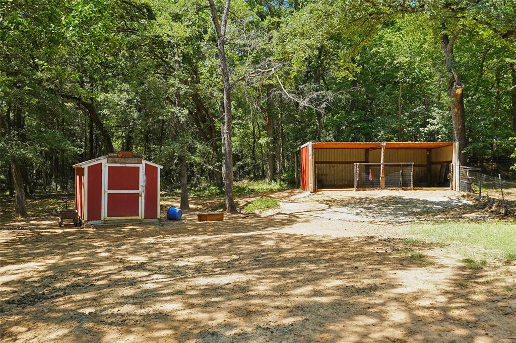 1433 Old Sadler Road Sadler, TX 76264 - Photo 33 of 40
