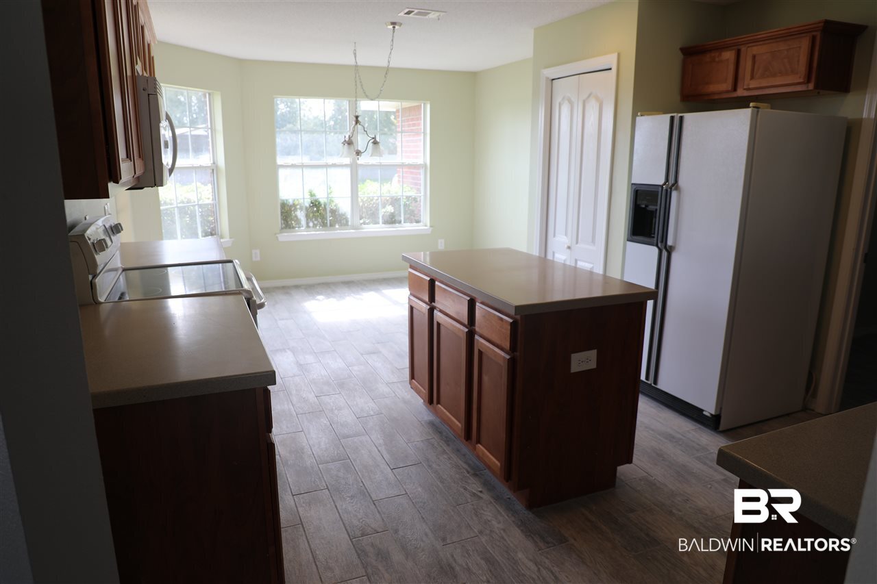 15450 Paddington Drive Foley, AL 36535 - Photo 13 of 32