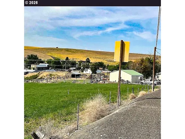 $599,000 | 260 North E Street, Lexington, OR 97839