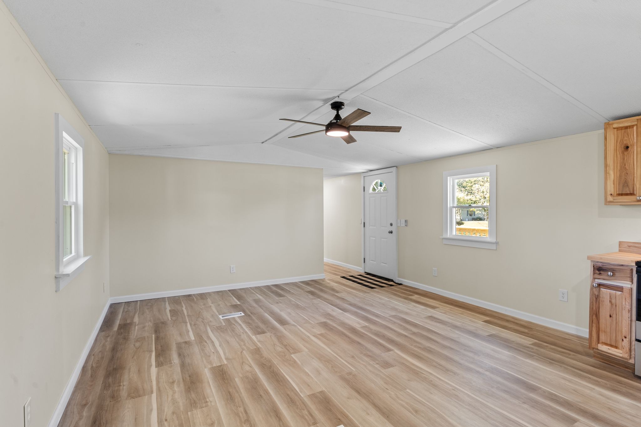 2230 Wayne Road Bon Aqua, TN 37025 - Photo 10 of 32