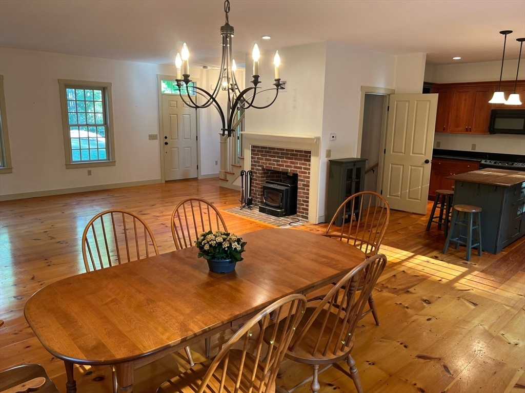 160 Quaker Street Northbridge, MA 01534 - Photo 4 of 36 a view of a dining room with furniture