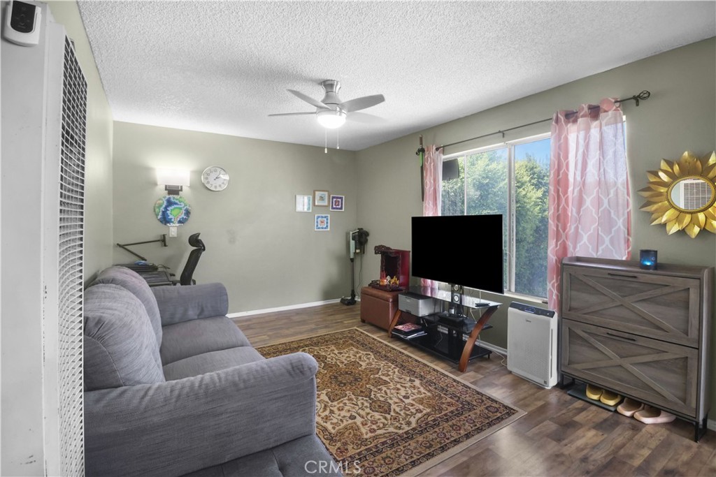 21913 Belshire Avenue, Unit 16 Hawaiian Gardens, CA 90716 - Photo 6 of 23