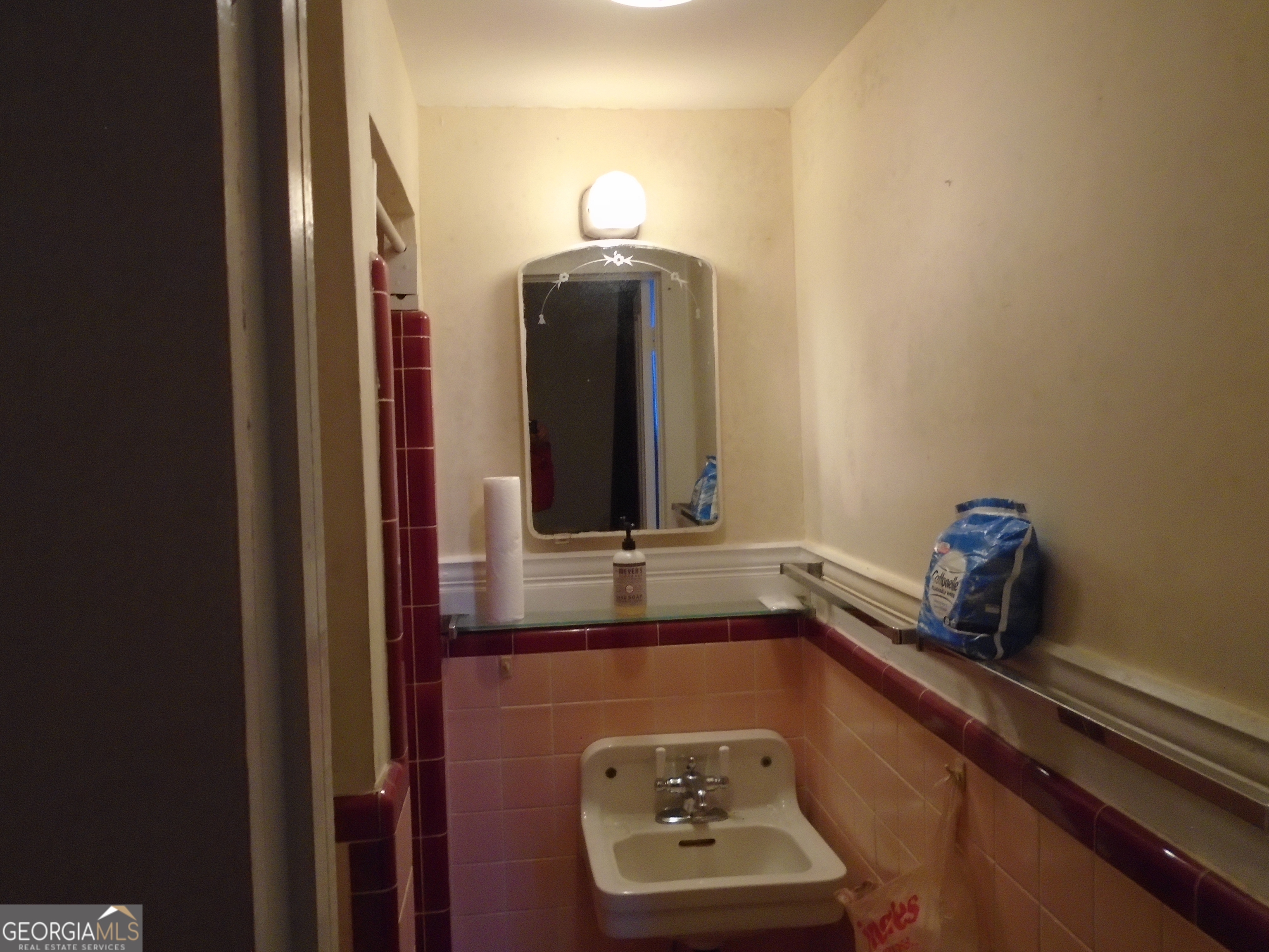 149 Holmes Street Barnesville, GA 30204 - Photo 13 of 22