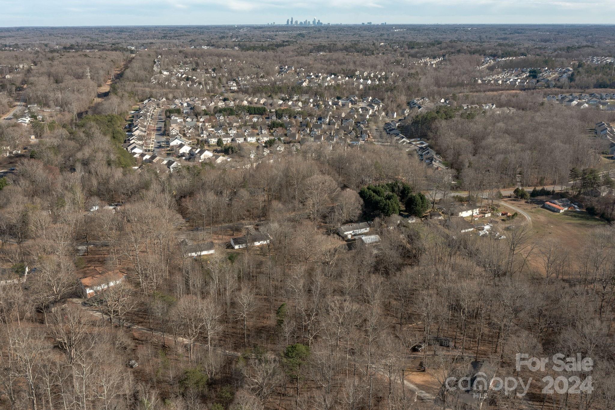 2019 Hart Road Charlotte, NC 28214 - Photo 16 of 19 Gallery Image 16