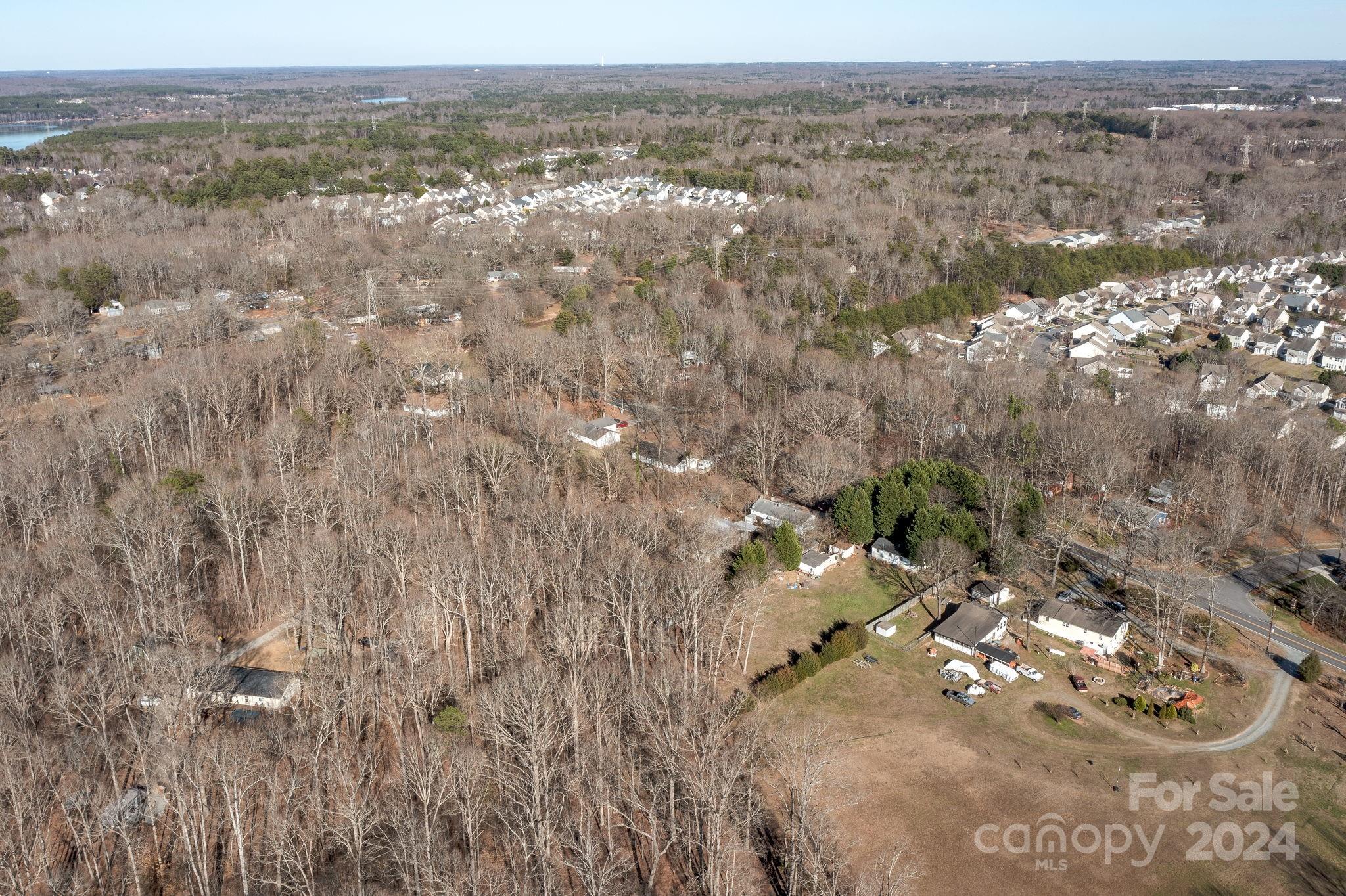 2019 Hart Road Charlotte, NC 28214 - Photo 17 of 19 Gallery Image 17