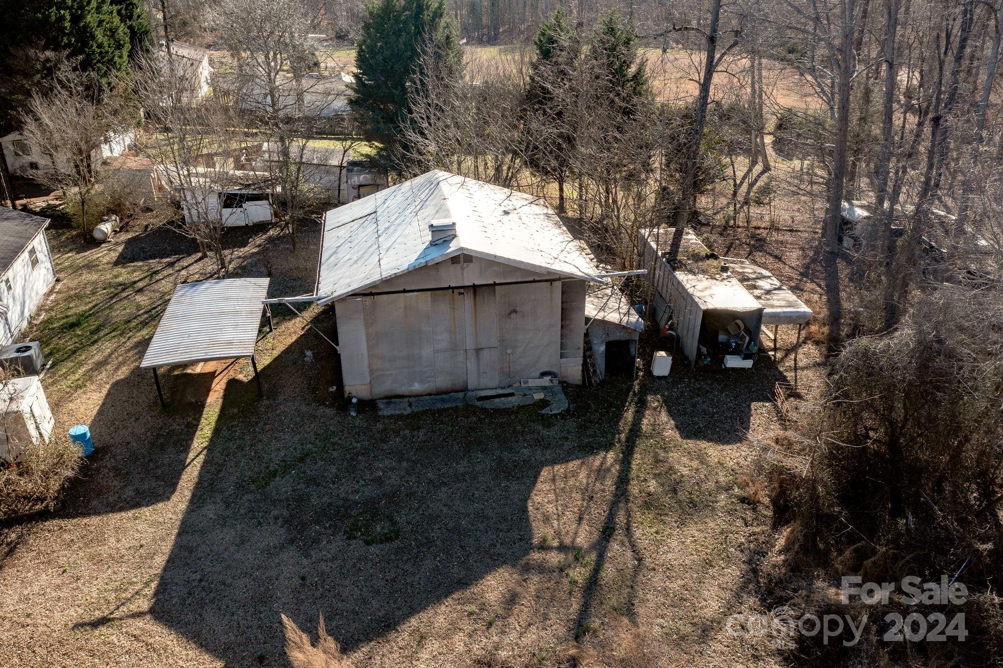 2019 Hart Road Charlotte, NC 28214 - Photo 8 of 19 Gallery Image 8
