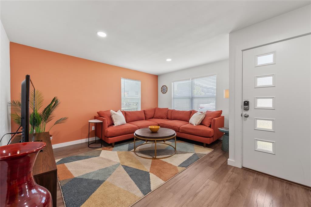 6409 Burns Street, Unit 107 Austin, TX 78752 - Photo 4 of 20