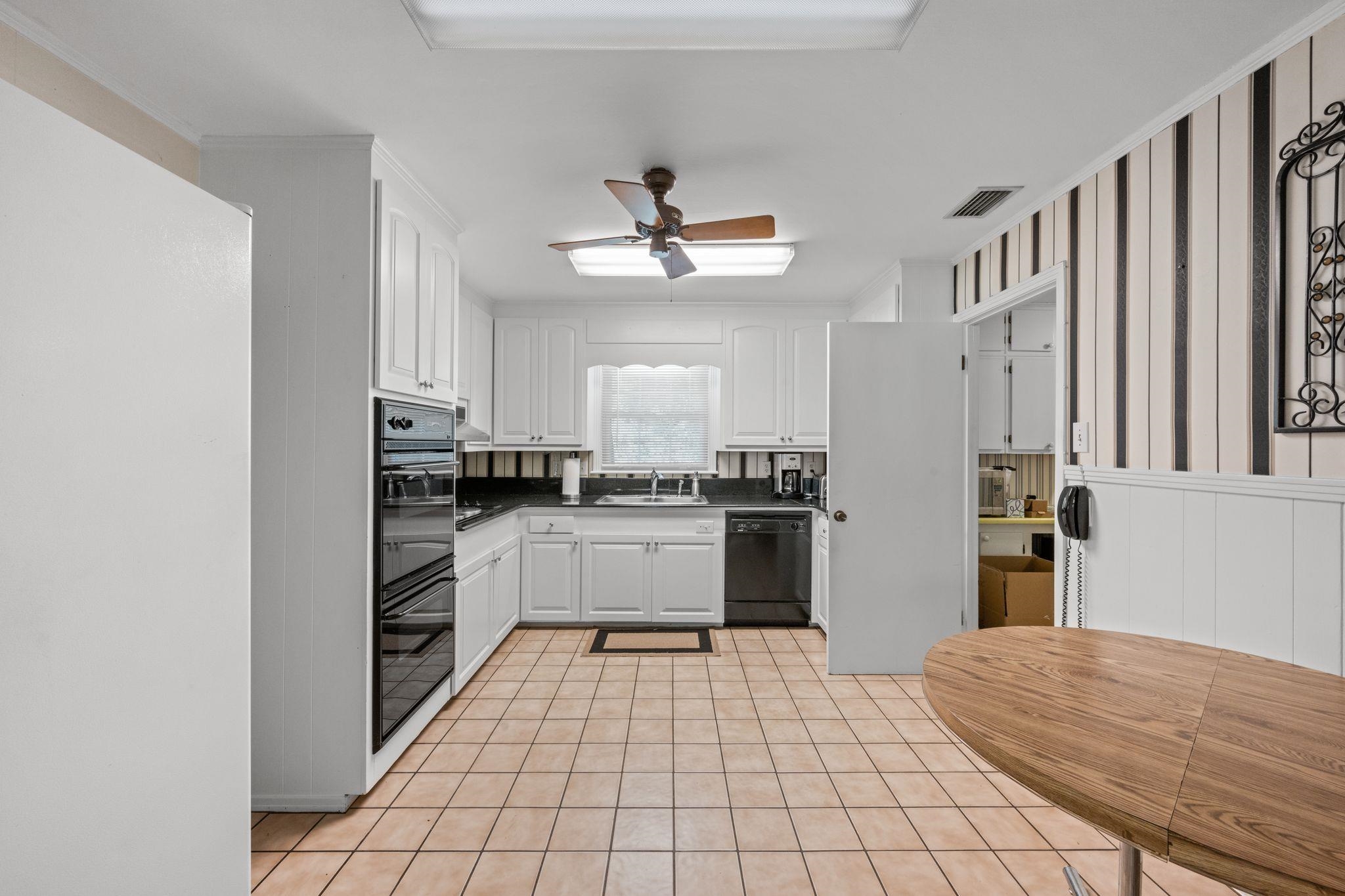 376 Ridgewood Circle Fairhope, AL 36532 - Photo 12 of 31