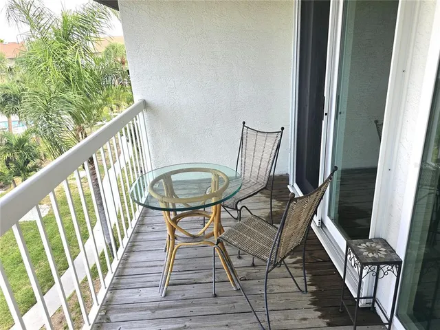 $449,900 | 346 Madeira Circle, Tierra Verde, FL 33715