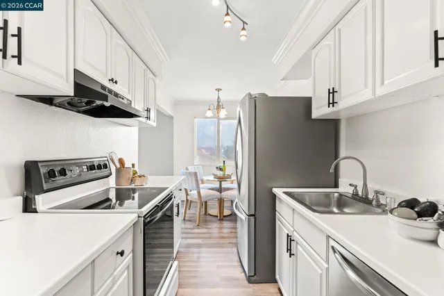 $299,000 | 1133 Meadow Lane, Unit 106, Concord, CA 94520