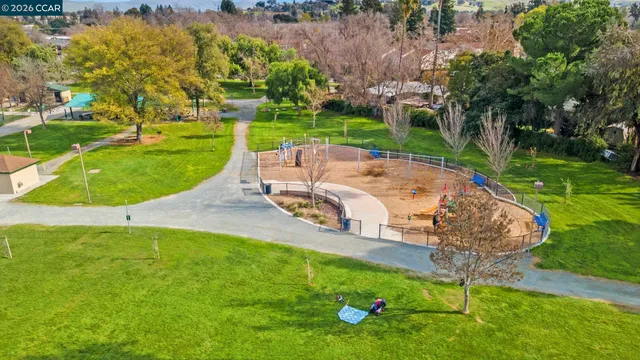 $299,000 | 1133 Meadow Lane, Unit 106, Concord, CA 94520