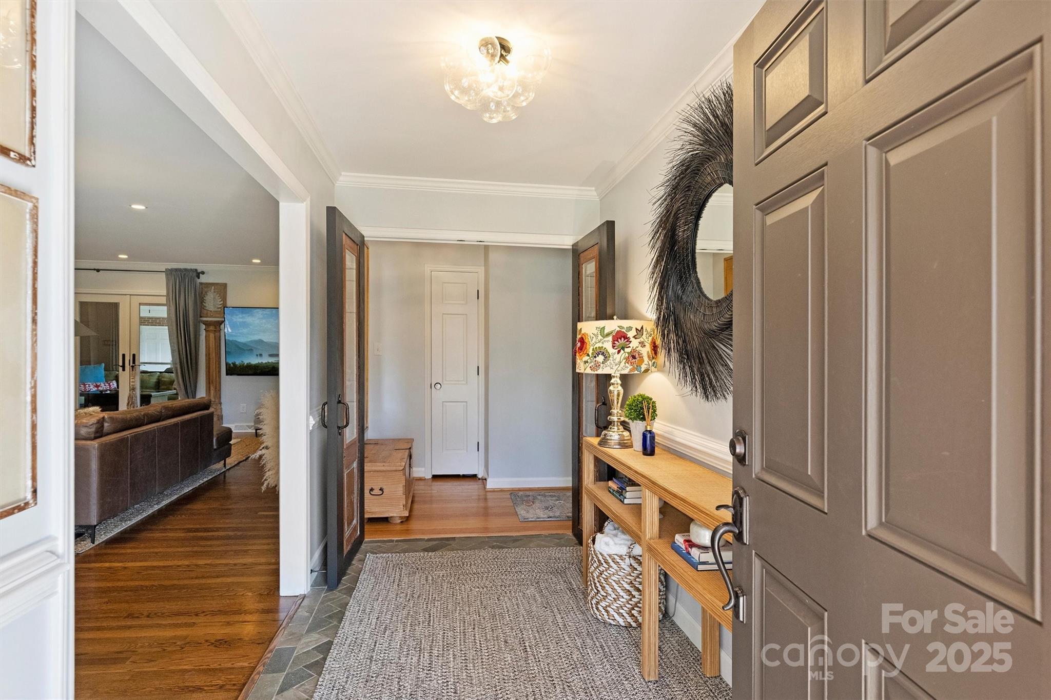6511 Newhall Road Charlotte, NC 28270 - Photo 3 of 28 Gallery Image 3