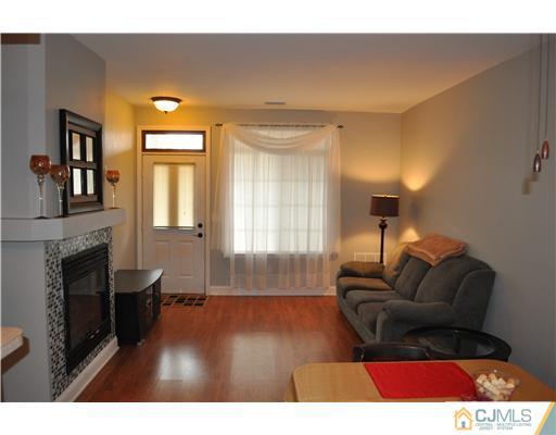 93 Wescott Road Bedminster, NJ 07921 - Photo 1 of 24 Gallery Image 1