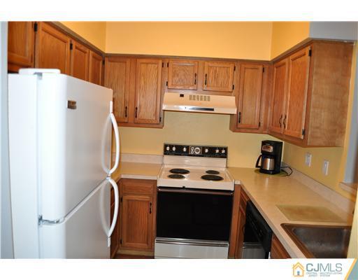 93 Wescott Road Bedminster, NJ 07921 - Photo 11 of 24 Gallery Image 11