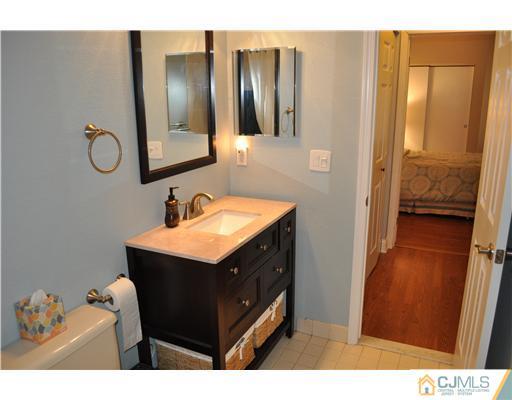 93 Wescott Road Bedminster, NJ 07921 - Photo 14 of 24 Gallery Image 14