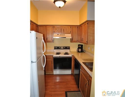 93 Wescott Road Bedminster, NJ 07921 - Photo 9 of 24 Gallery Image 9