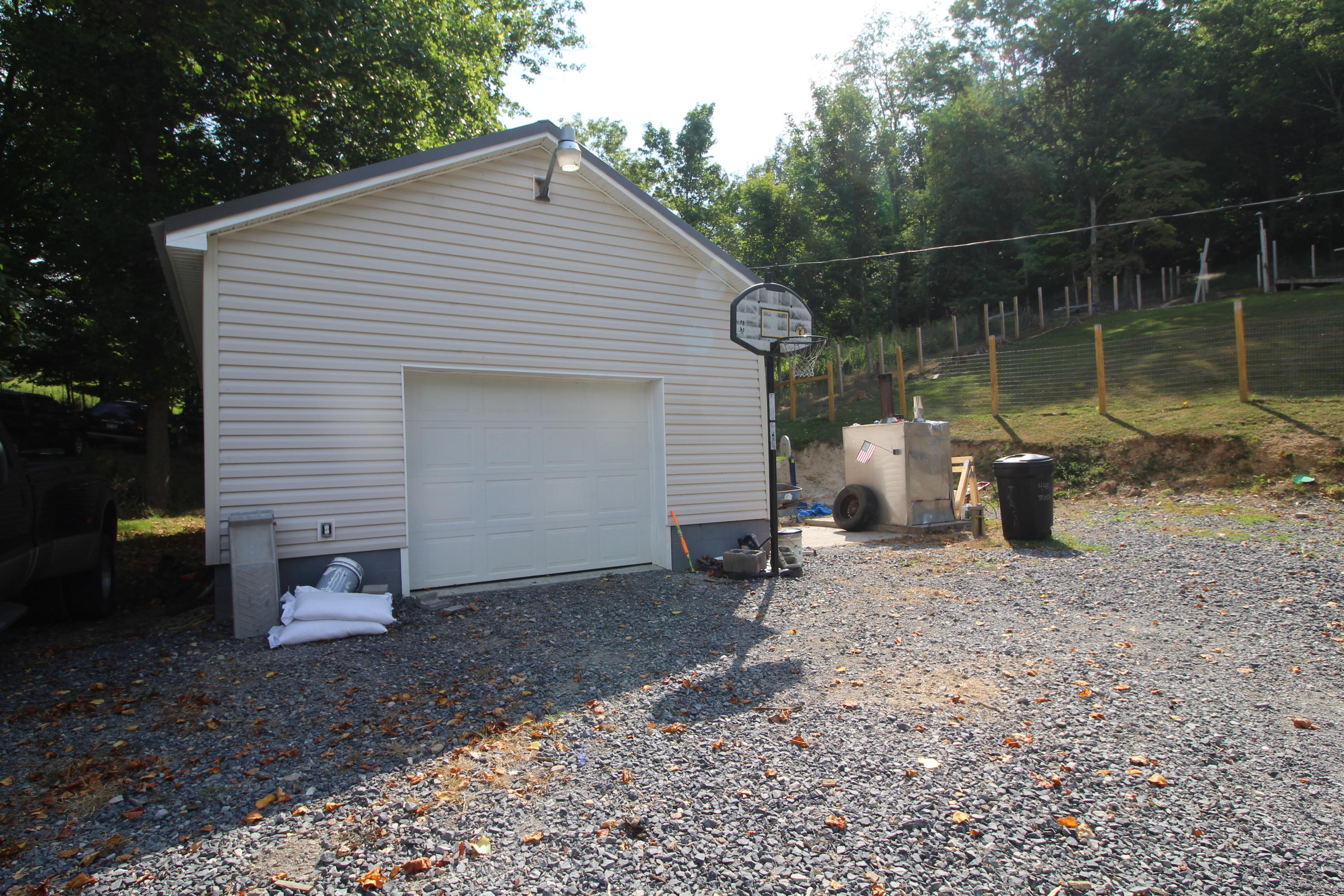 4486 Zenith Road Union, WV 24983 - Photo 4 of 20 Gallery Image 4
