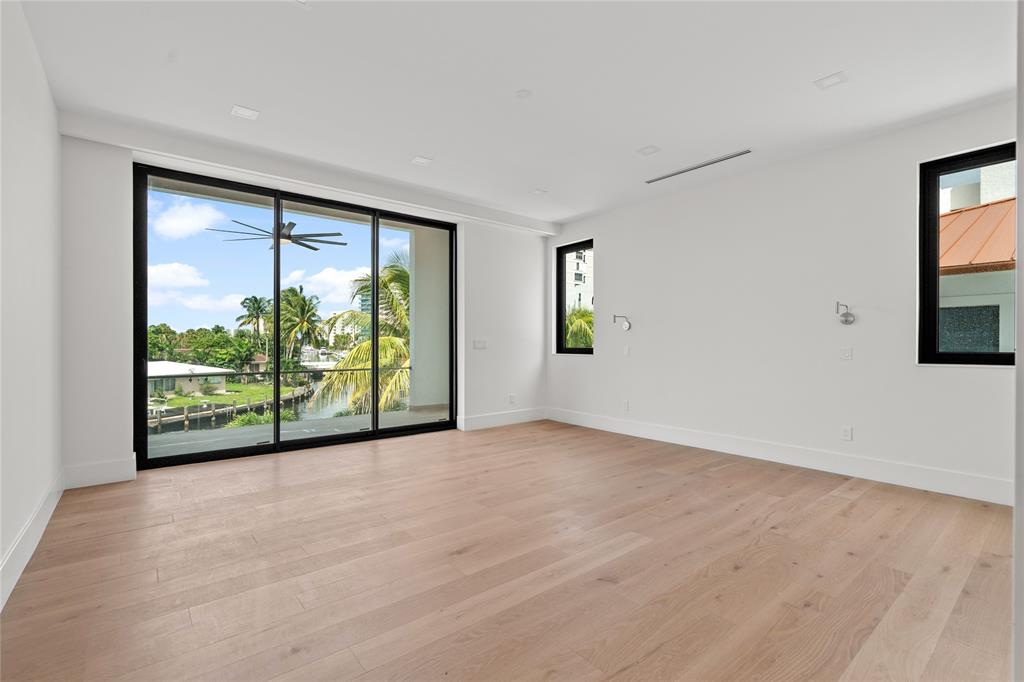 2 Sunset Lane Lauderdale-by-the-Sea, FL 33062 - Photo 22 of 79 a view of an empty room with a window