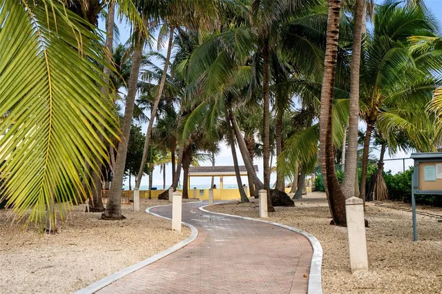 $6,995,000 | 2 Sunset Lane, Lauderdale-by-the-Sea, FL 33062