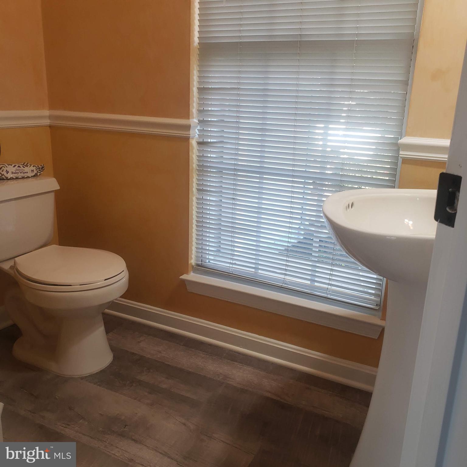 607 Hunting Ridge Drive Frederick, MD 21703 - Photo 12 of 61 Half Bath