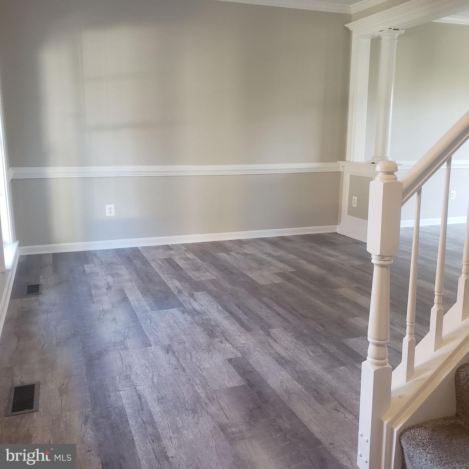 607 Hunting Ridge Drive Frederick, MD 21703 - Photo 5 of 61 Living room