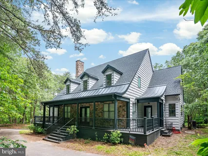 $1,499,000 | 361 North Shore Road, Pasadena, MD 21122