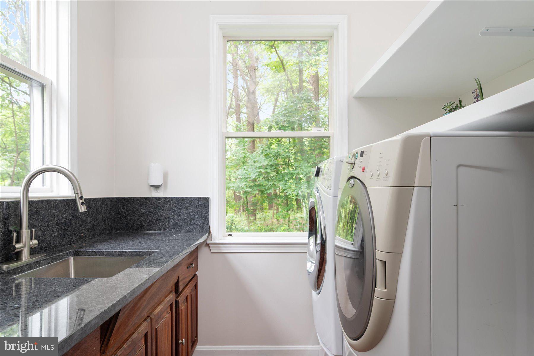 361 North Shore Road Pasadena, MD 21122 - Photo 29 of 76