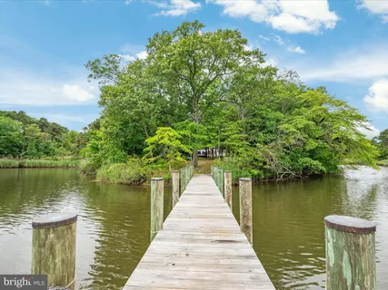 $1,499,000 | 361 North Shore Road, Pasadena, MD 21122