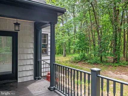 $1,499,000 | 361 North Shore Road, Pasadena, MD 21122