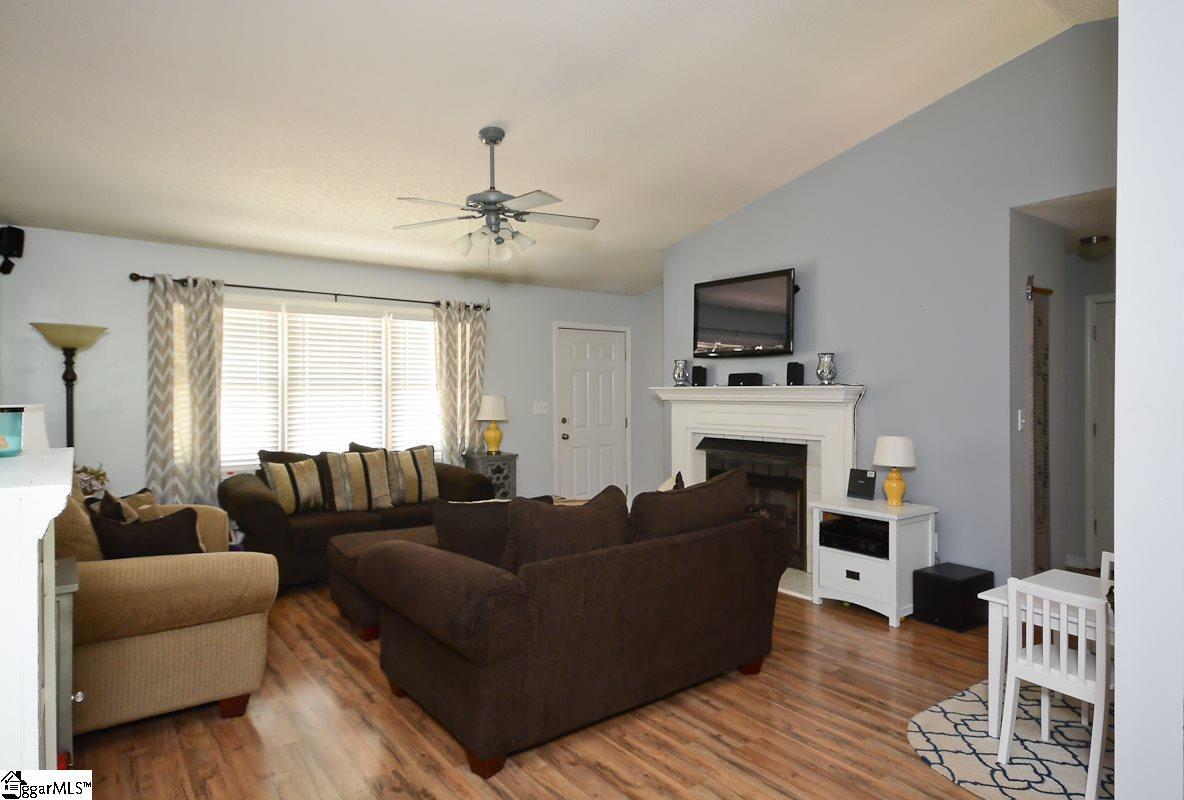 3 Ridgeside Court Greenville, SC 29617 - Photo 10 of 26 Gallery Image 10