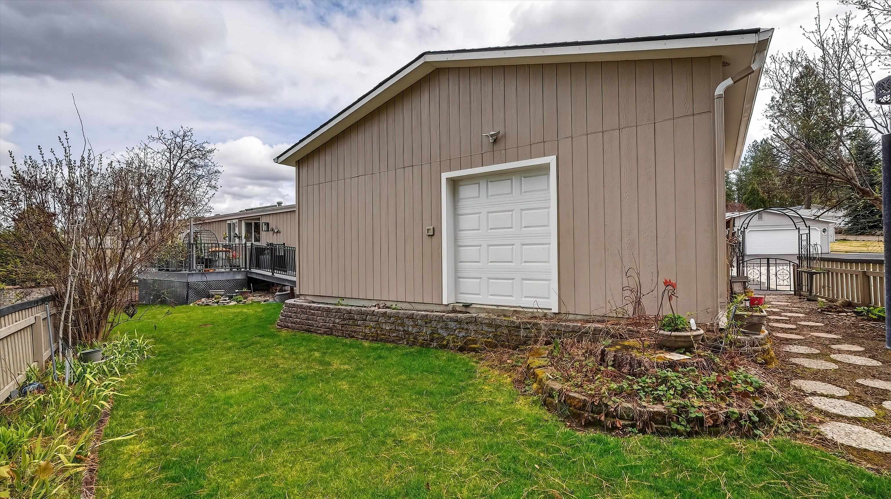 14521 North Logan Lane, Unit 41 Mead, WA 99021 - Photo 29 of 30