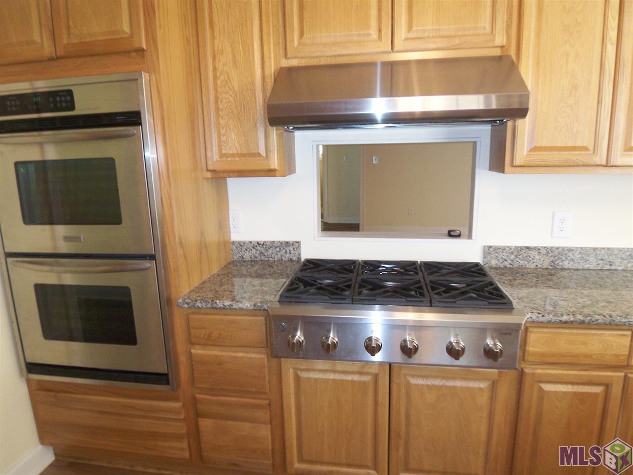 16616 Bonham Avenue Baton Rouge, LA 70816 - Photo 3 of 28 Gallery Image 3
